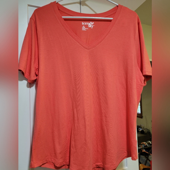 Terra & Sky Salmon V-Neck Tee 0X 14W - Picture 5 of 11